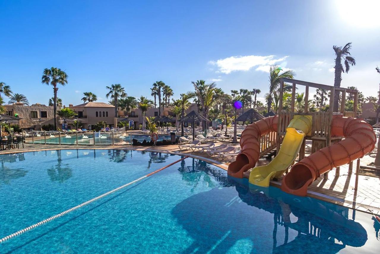 Family Apartment 1 Bedroom With Pool View - Oasis Duna Resort Corralejo Eksteriør bilde